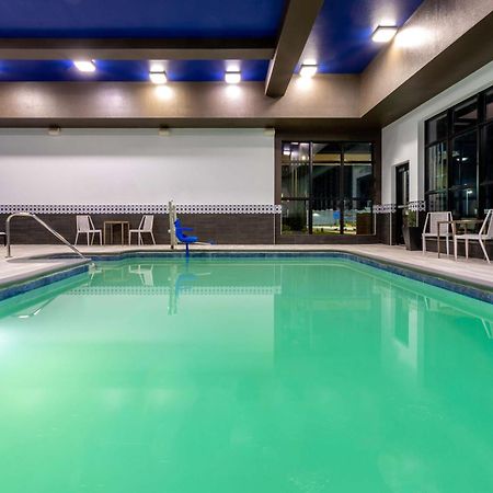 Hilton Garden Inn Hays, Ks Extérieur photo