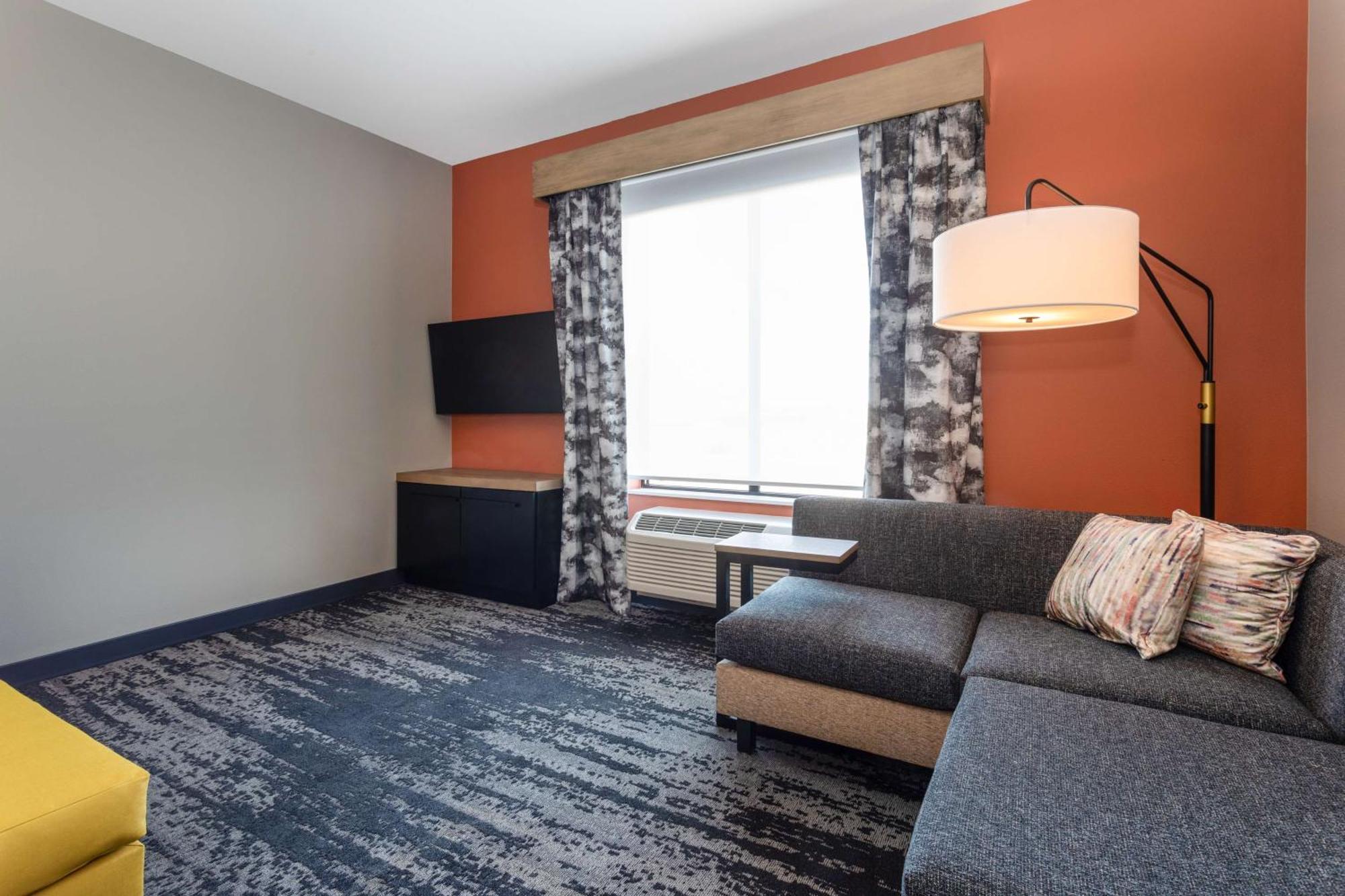 Hilton Garden Inn Hays, Ks Extérieur photo